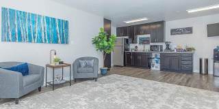 Ironwood at Palmer Park Apartments Gallery 13