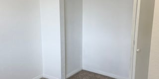 3 Bed 2 1/4 Bath Townhome Gallery 23