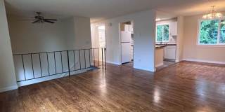 Beautifully Updated 4-Bedroom Home in Desirable Northeast Tacoma Beautifully Updated 4-Bedroom Home in Desirable Northeast Tacoma Gallery 7