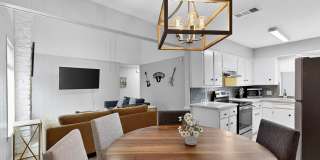 Updated 3 bedroom duplex near Greenbelt! Gallery 13