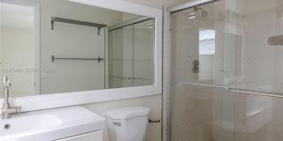 10121 NW 51st Ln Gallery 8