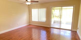 Adorable 3 bedroom / 2.5 bath town home with newly remodeled kitchen! Gallery 9