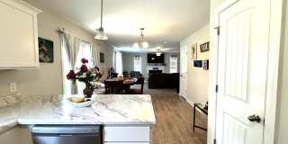 Beautiful Home! Convenient to Camp Lejeune! Gallery 15