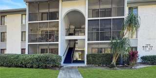 1372 PINE RIDGE CIRCLE E Gallery 1