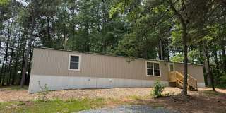 NEWLY UPDATED Two Bedroom Home in Troutman!! Gallery 1