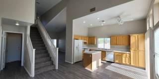 Beautiful 4 Bedroom Home in Green Valley Gallery 11