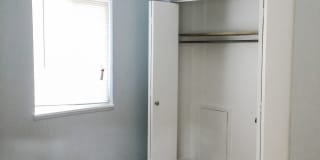Maple Eastlake Apartments Gallery 15