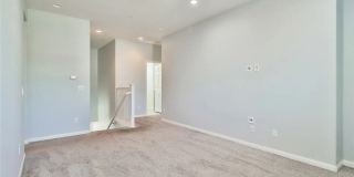 6746 N Glasner Gallery 31