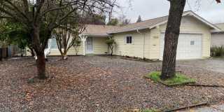 Lovely 2 Bedroom, 2 Bath Home Gallery 1