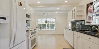 ONE LEVEL LIVING!! in Potomac 4-5 bed 4 baths / Close in Potomac Gallery 3