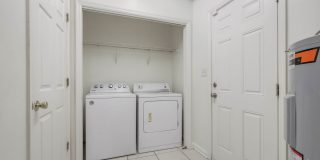 4 bed 2 bath house, Walk to Stadium!! Available July 2026 Gallery 24
