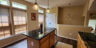 4 Level End-Unit TH with Garage! Gallery 10