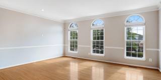 22616 WELBORNE MANOR Square Gallery 7