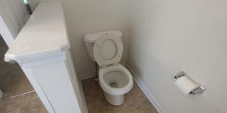 Room in 4 Bedroom Home at Genlee Dr Gallery 54