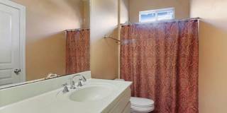 Spacious 3-Bedroom Home in Desirable Manchac Commons Gallery 16