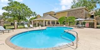 Regency Club Gallery 27