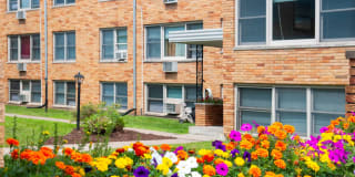 South Highland Apartments Gallery 22