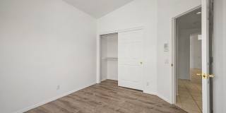 1320 E COTTONWOOD Lane Gallery 18