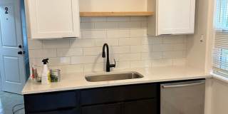Charming 1BR 4plex in Minneapolis Gallery 8