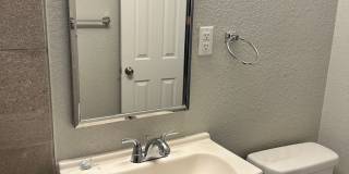 Great Home Located in the Lawton Heights Area! Pets Negotiable with Owner Approval! Gallery 20