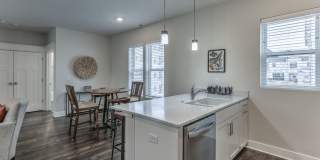 The Bungalows on the Lake - The View Gallery 136