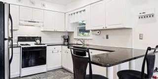 552 Prospect Avenue Gallery 6