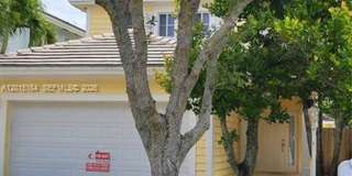 379 NE 34th Ave, Homestead, FL 33033 Gallery 1