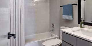 Deer Valley Apartments Gallery 15