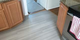 8523 ELECTRIC Avenue Gallery 2