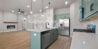 Live New in Bentonville | 3BR Beauty with Backyard Gallery 14