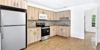 1350 NE 149th Street 2, Miami, FL 33161 - 2557 Gallery 1