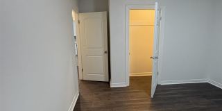 2117 W 19th Street Gallery 20