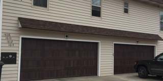 Updated 2 Bedroom Townhome for Rent in Loveland: Shared Garage, Patio, Washer/Dryer Hookups Gallery 1