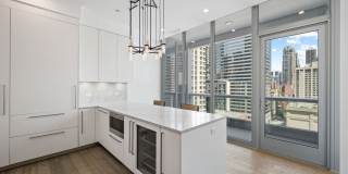 403 N Wabash Avenue Gallery 5