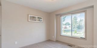 2221 Frontier Drive Gallery 37