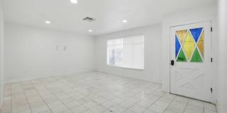 4013 Esmeralda Avenue Gallery 4