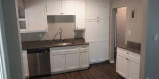 4 Bedroom/2 Bath located in Golf Club Manor Gallery 6