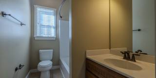 Quiet Apartment 2 Miles from Campus! Gallery 43