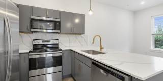 2046 E LEHIGH Avenue Gallery 3