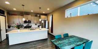 2022 Built, 4 Bedroom, Beautiful Home! Gallery 10