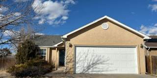 3 bed, 2 bath with A/C in Fountain Mesa Heights - Available Now! MileStone Real Estate Services Gallery 1