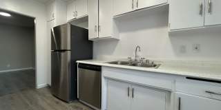 Tarzana Five Apartments Gallery 16