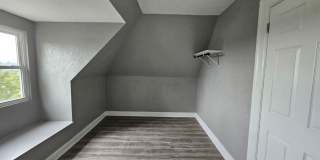 Fully updated 3 Bedroom 1 Bath Apartment for rent in Beechview! Gallery 13
