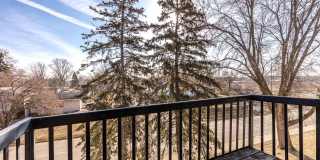 956 Place Apartments Gallery 25