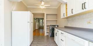 1217 W Lunt Avenue Gallery 7