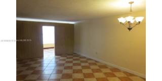 1351 NE 191st St Gallery 1