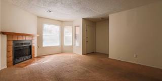 CUTE 2 BEDROOM CONDO! Gallery 18