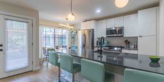 400 E 30th St #101 - Incredible unit in top location near UT. Gallery 11