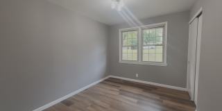 910 Rexdale Drive Gallery 21