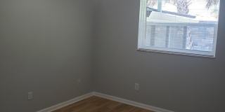 990 Butia Street Gallery 13